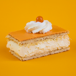 Oranje tompouce, heerlijk om in de stemming te komen.